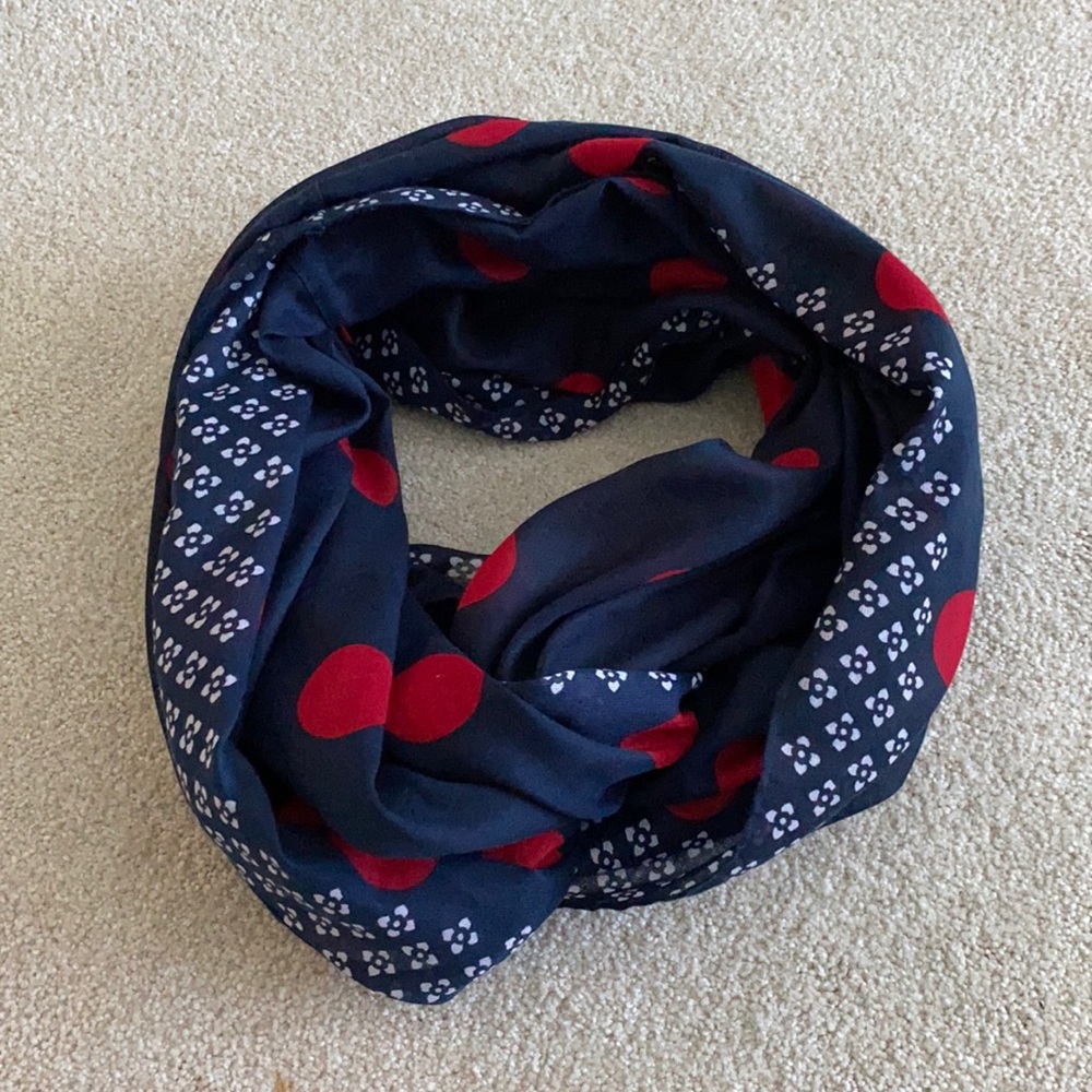 Abercrombie scarf